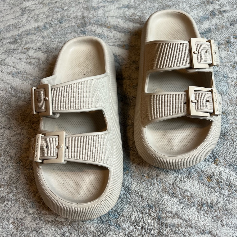 Vince Camuto Slide